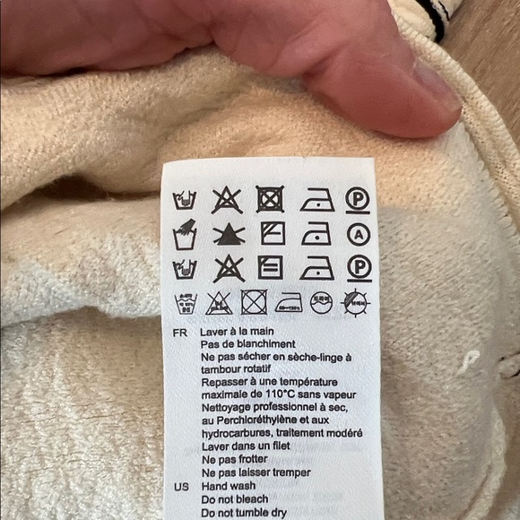 Sandro Paris Infinity jacket, cream knit with pearl buttons Size 2/US Small - Picture 10 of 15